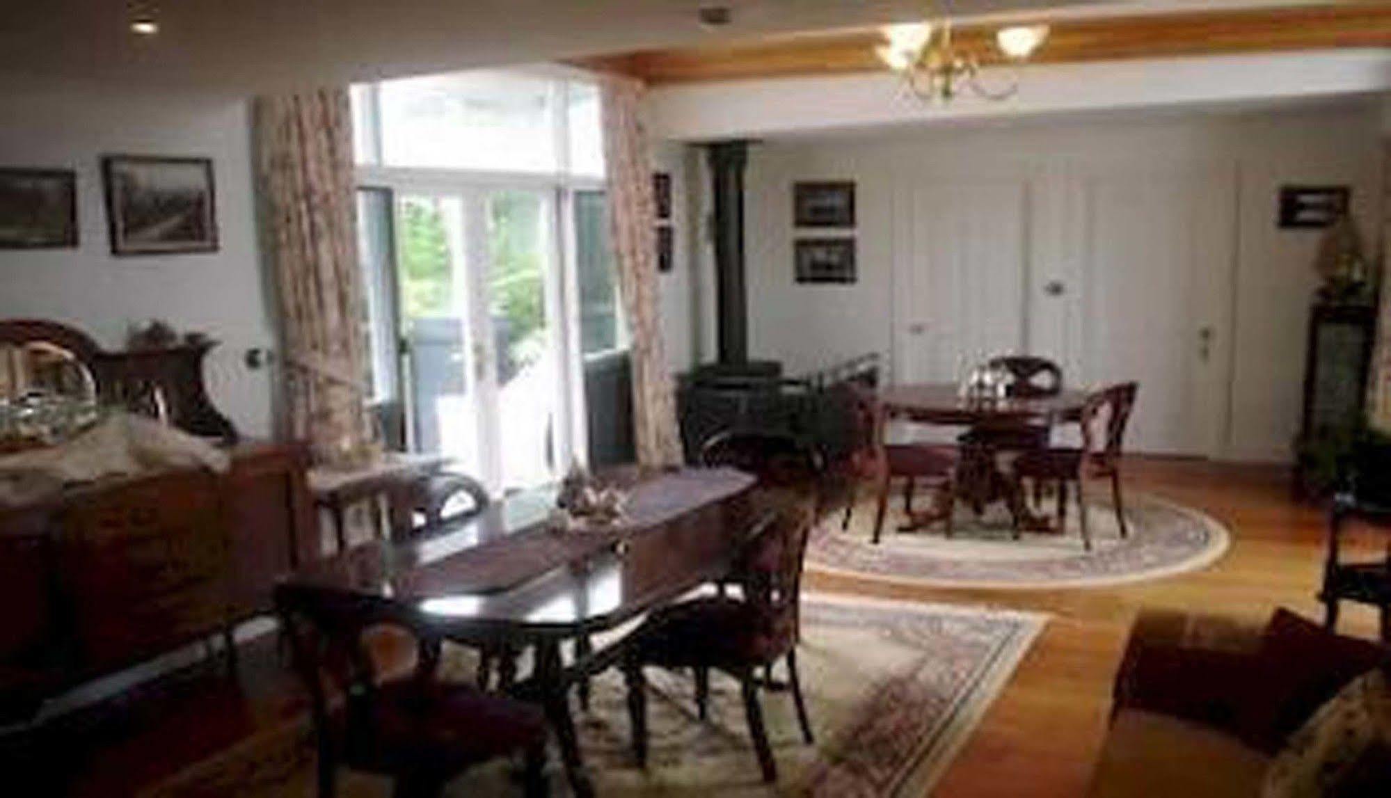 Walton House Bed & Breakfast Huonville Exterior photo